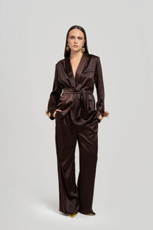 Tailleur Over Brown