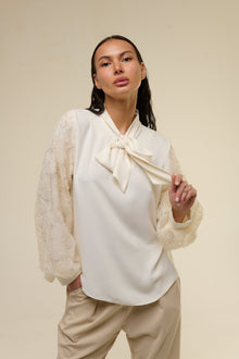 Camicia Cream Flower - 22 Spazio Boutique