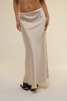 Gonna Satin Beige - 22 Spazio Boutique