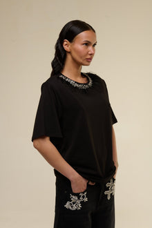 T-Shirt Nera Gioiello - 22 Spazio Boutique