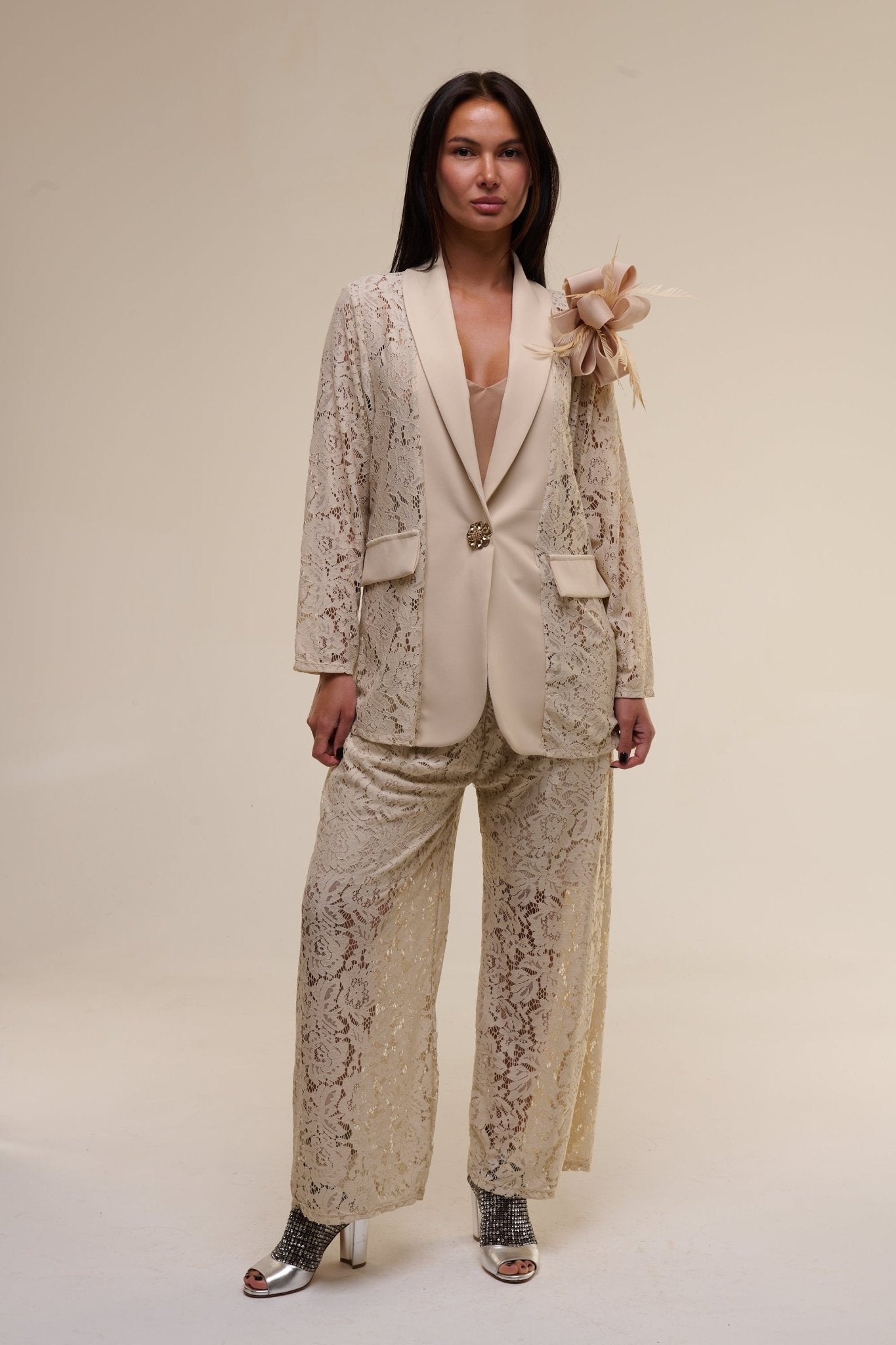 Tailleur Pizzo Flora Beige - 22 Spazio Boutique